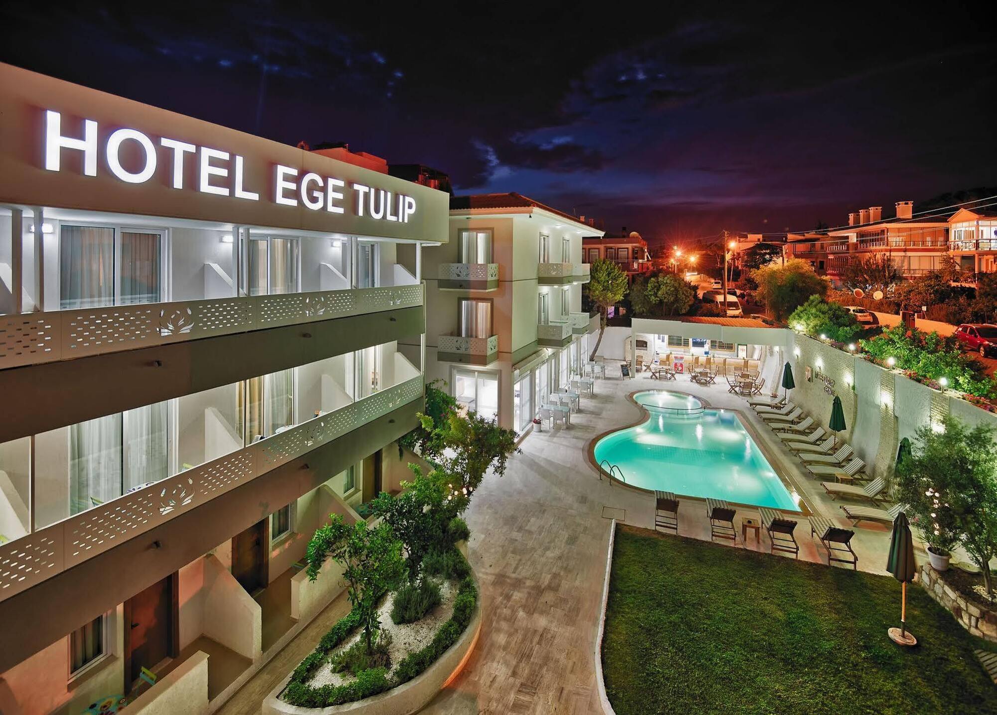 Hotel Ege Tulip Çeşme Exterior foto